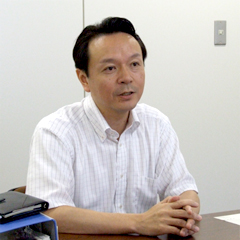 商品開発部商品企画課/根津毅